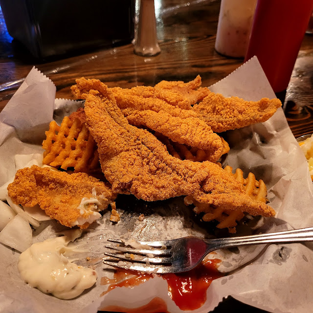 Catfish Plate