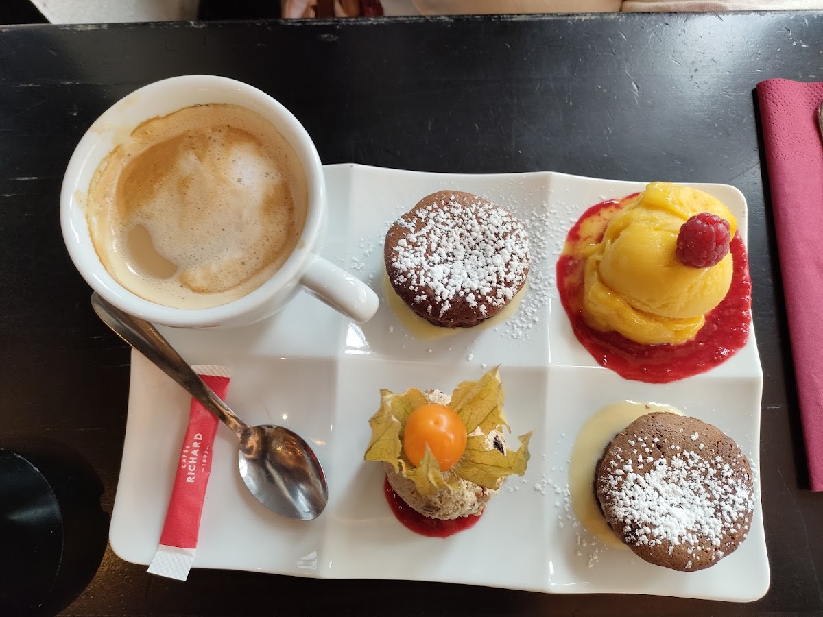 Cafe Marco Polo - Photo 5