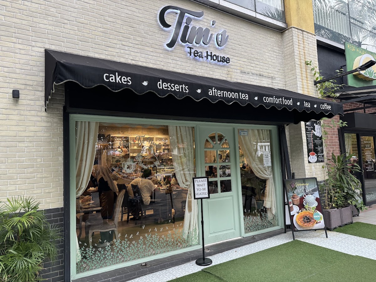 Tim's Tea House Cafe - Photo 3