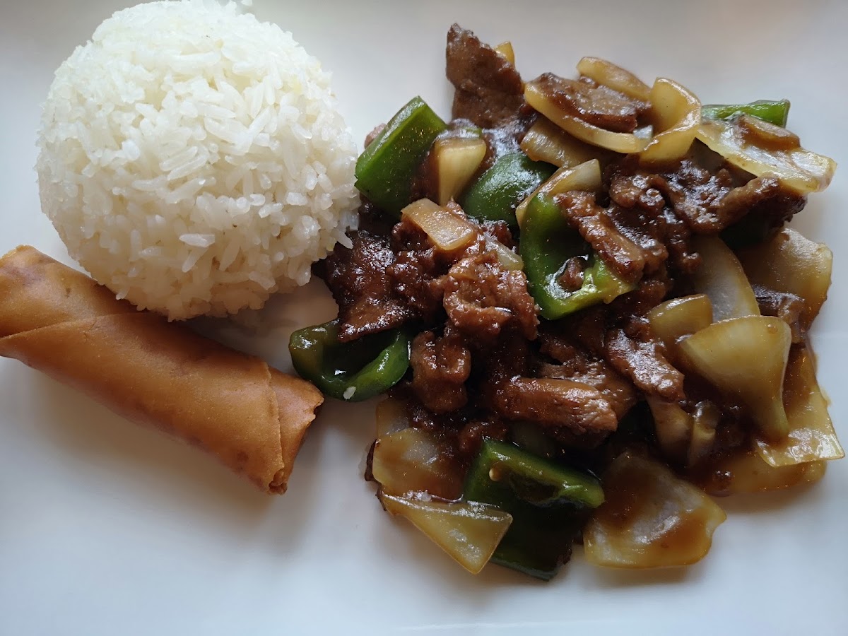 Hoa Son Chinese & Vietnamese Food - Photo 1