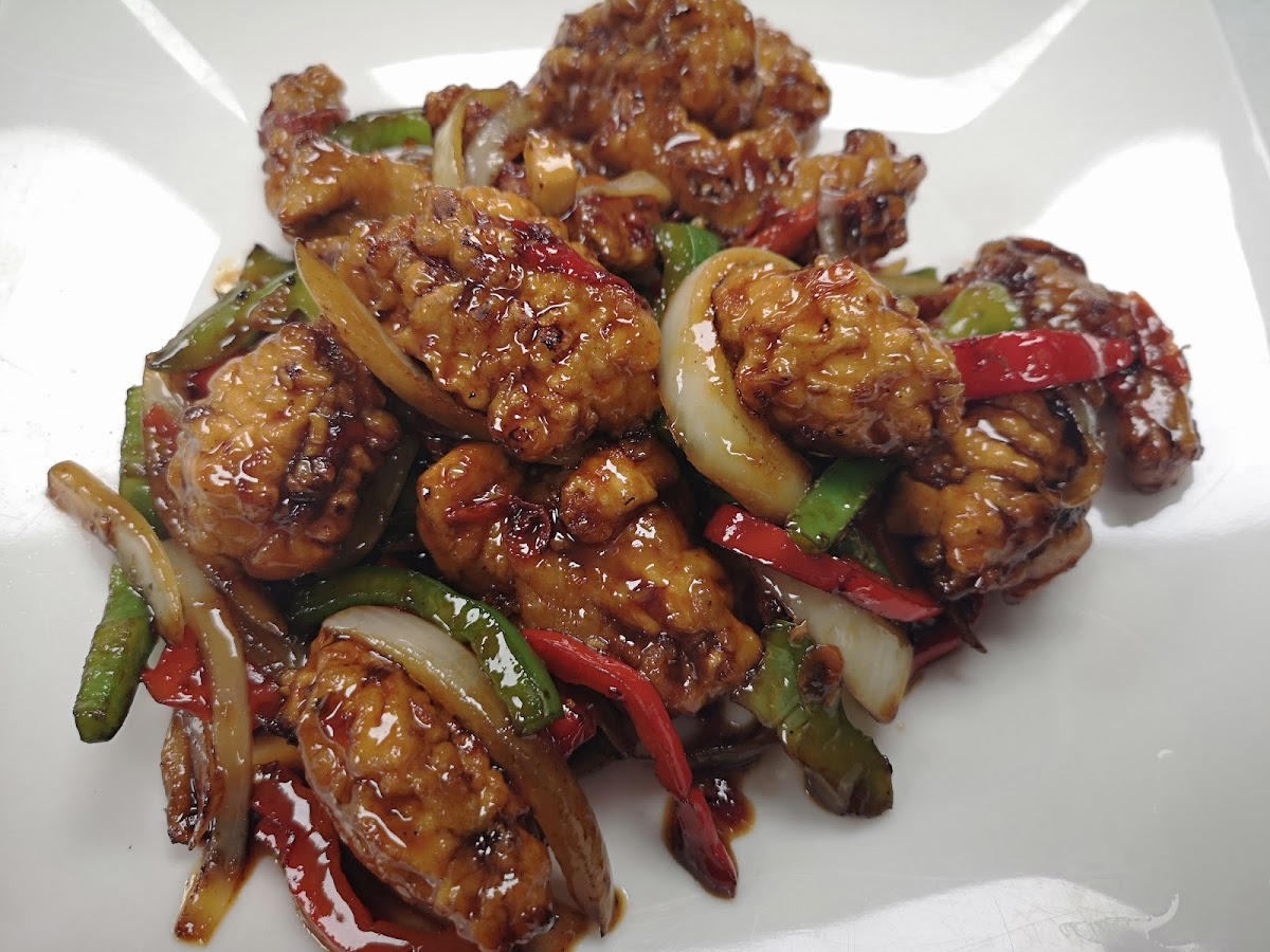 Hoa Son Chinese & Vietnamese Food - Photo 6