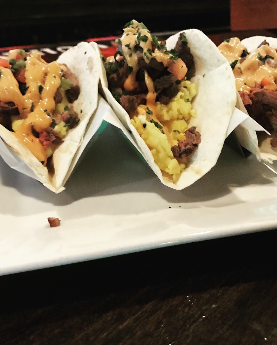 Tara Bar & Grill - Photo 6