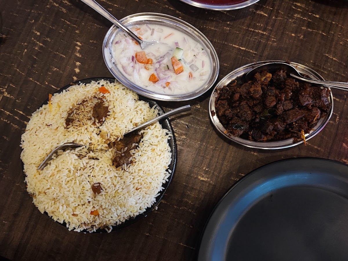 Ifthar Restaurant - Aluva - Photo 3