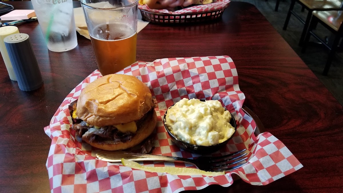Als Bar and Grill - Photo 1