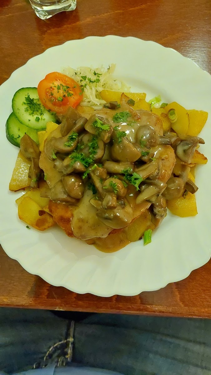 Waldgaststatte Gambrinus - Photo 5