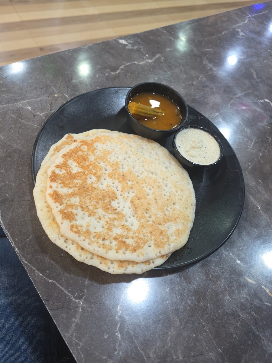 Hotel Shreenam Pure Veg - Photo 2