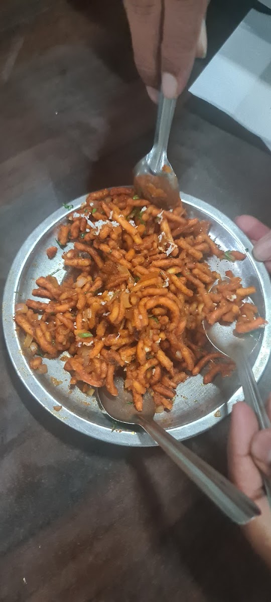 Hotel Shreenam Pure Veg - Photo 8