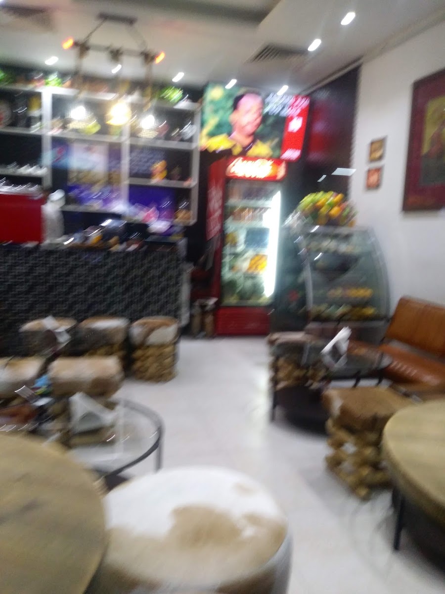 Zagol Restaurant - Photo 9