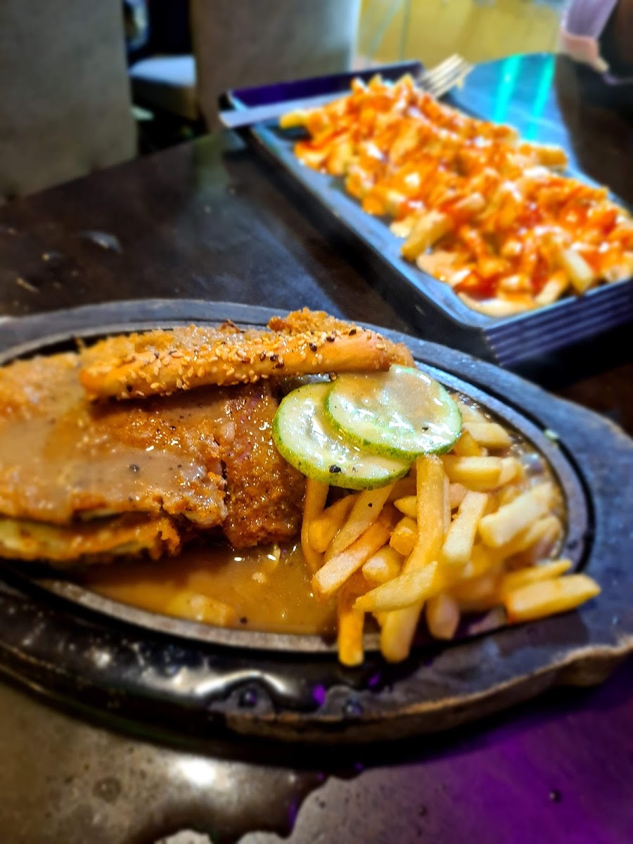 The Mint Family Restaurant - Photo 8