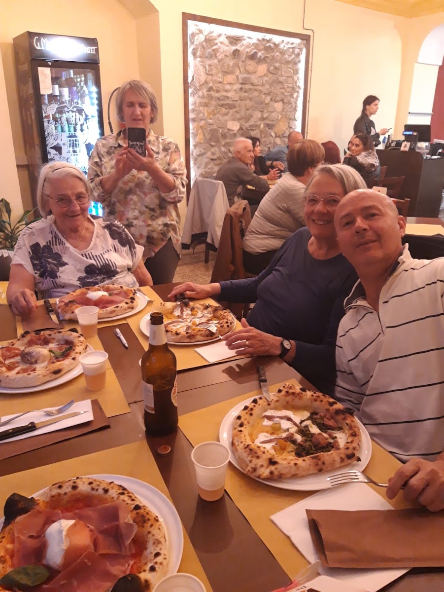 De Vita Pizzeria - Photo 9