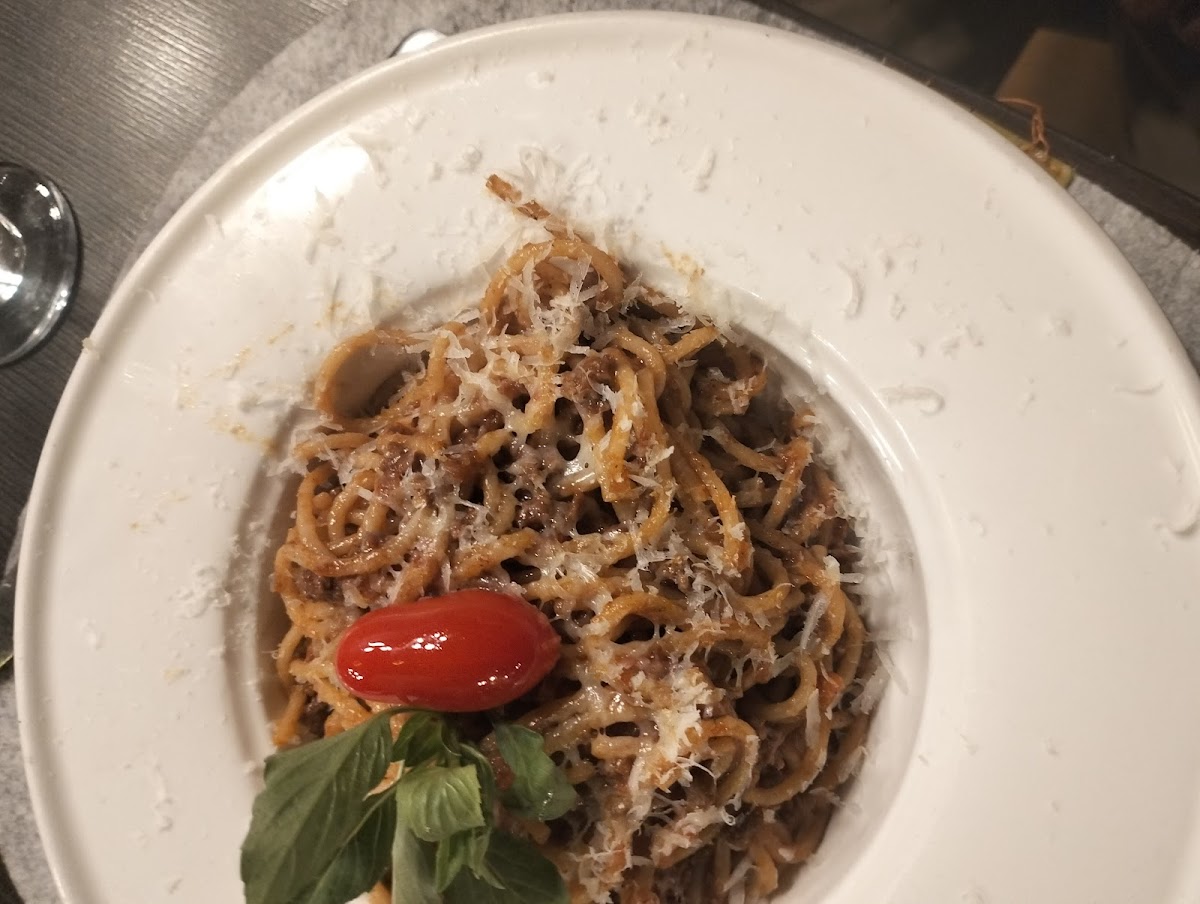 Gusto Abuja - Photo 9