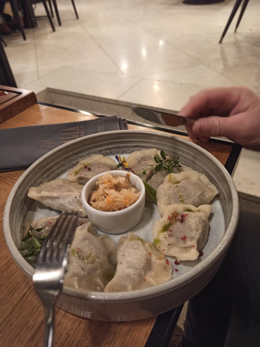 Amalia Steak & Fish - Photo 9