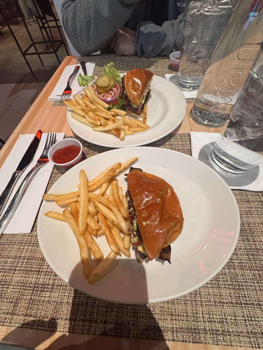 B Grill by Boa Steakhouse - Photo 9