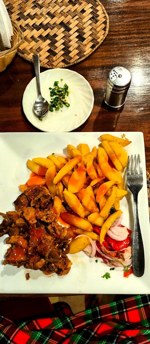 Kirubi’s Safari Lounge - Photo 6