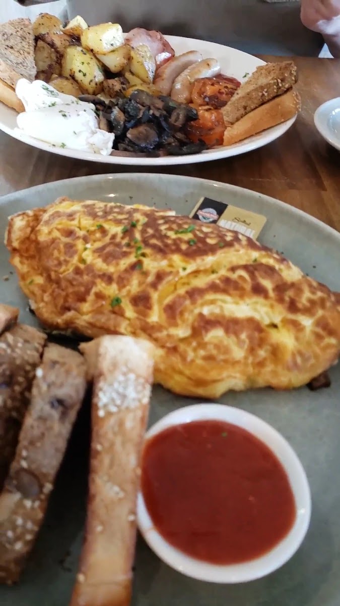 Urban Jungle Cafe - Photo 1