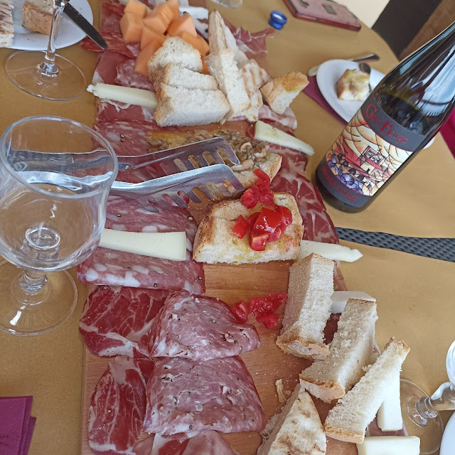 Splendido Tagliere Salumi E Formaggi