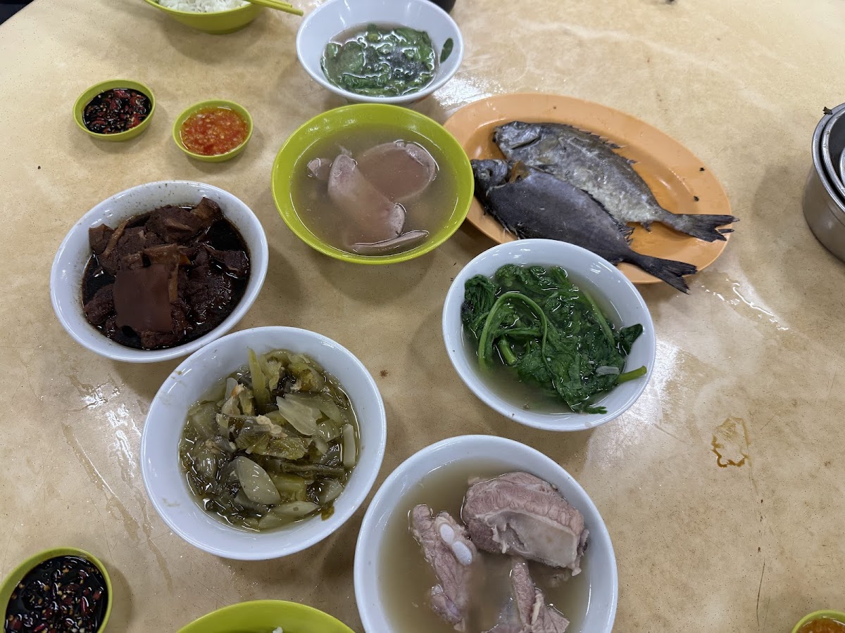 Kai Juan Eating House 佳园餐室 - Photo 2