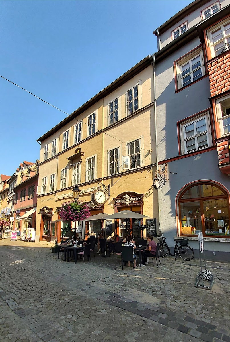 Cafe Kostbar - Photo 2