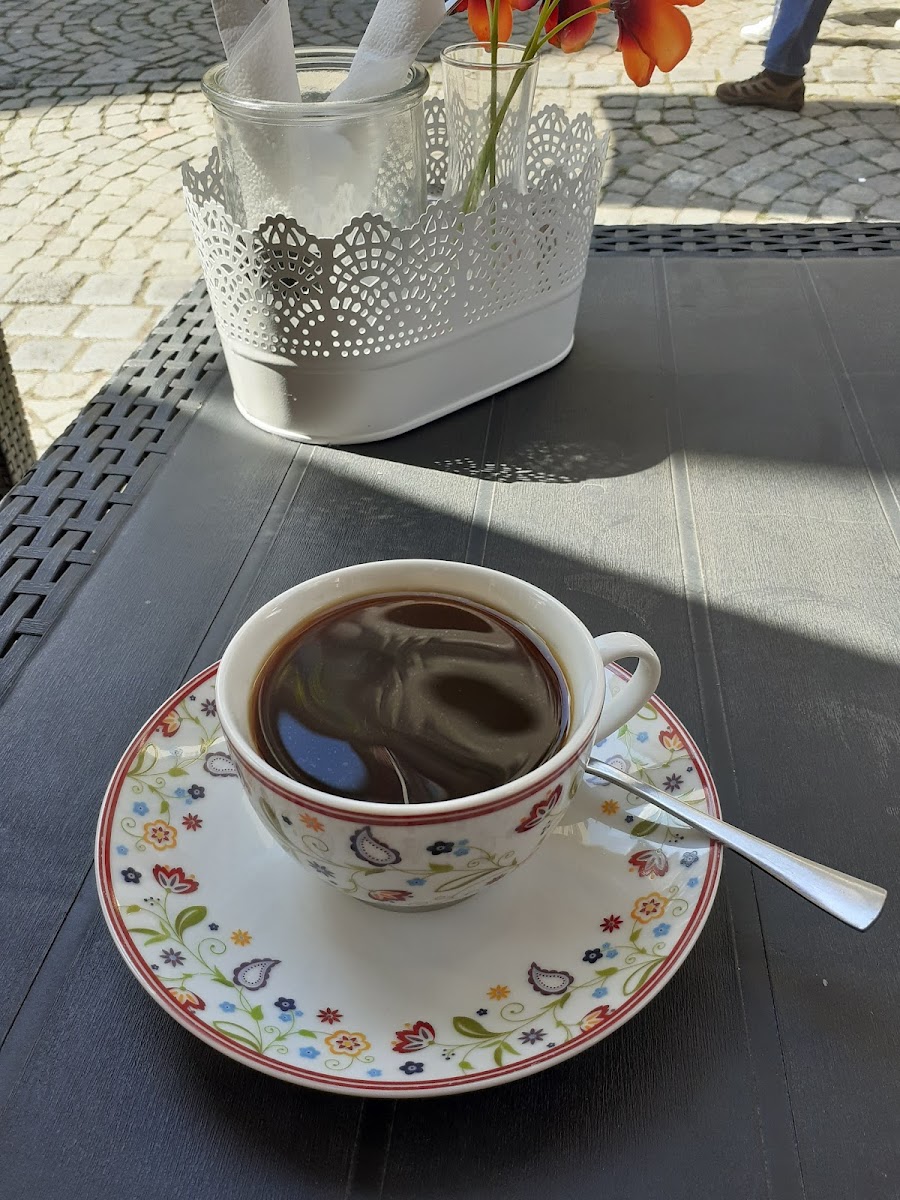 Cafe Kostbar - Photo 4