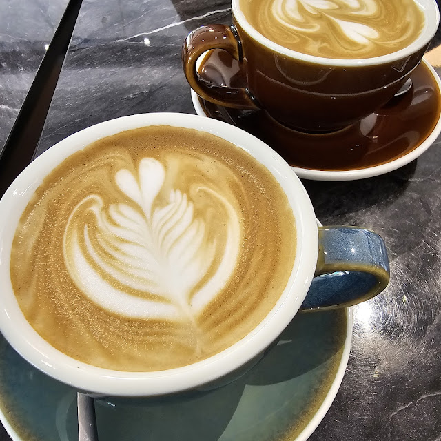 Cappuccino & Latte