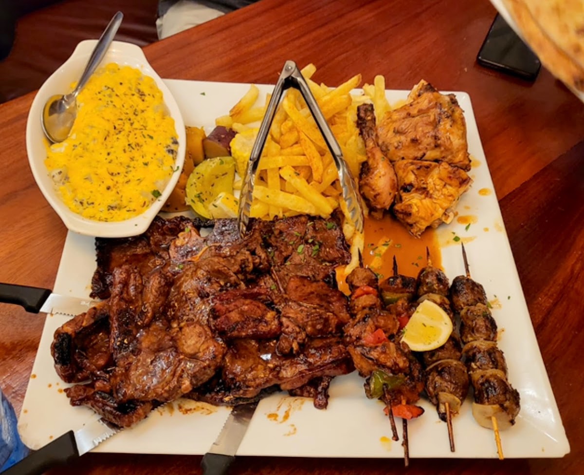 Sunkist Restaurant - Photo 2