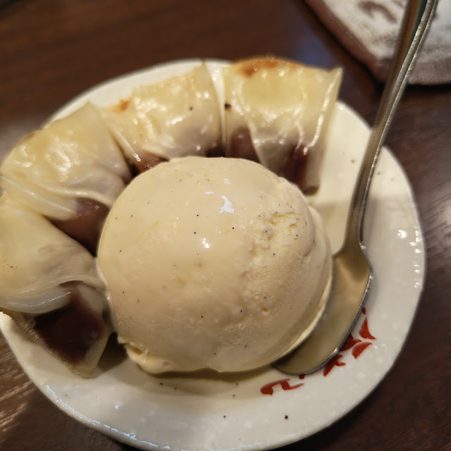 Chocolate Gyoza with Ice Cream