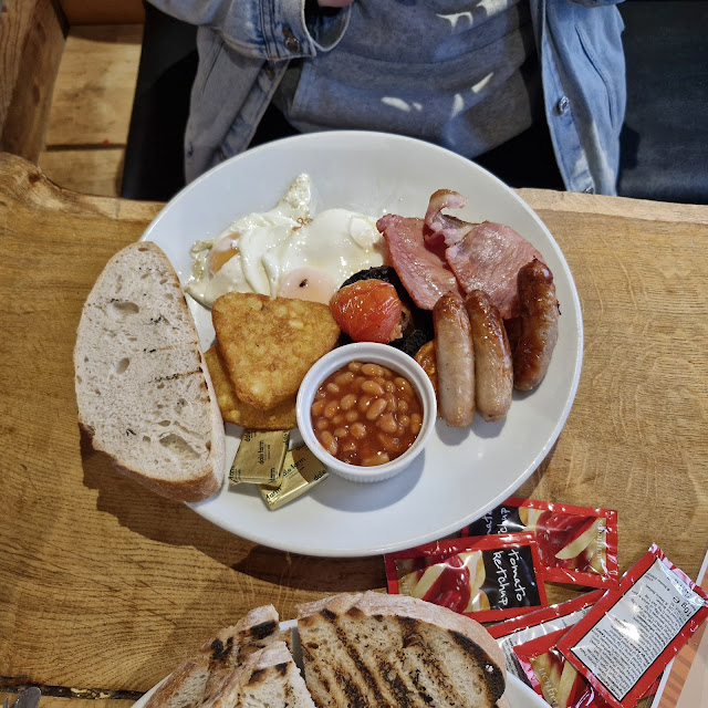 English Breakfast