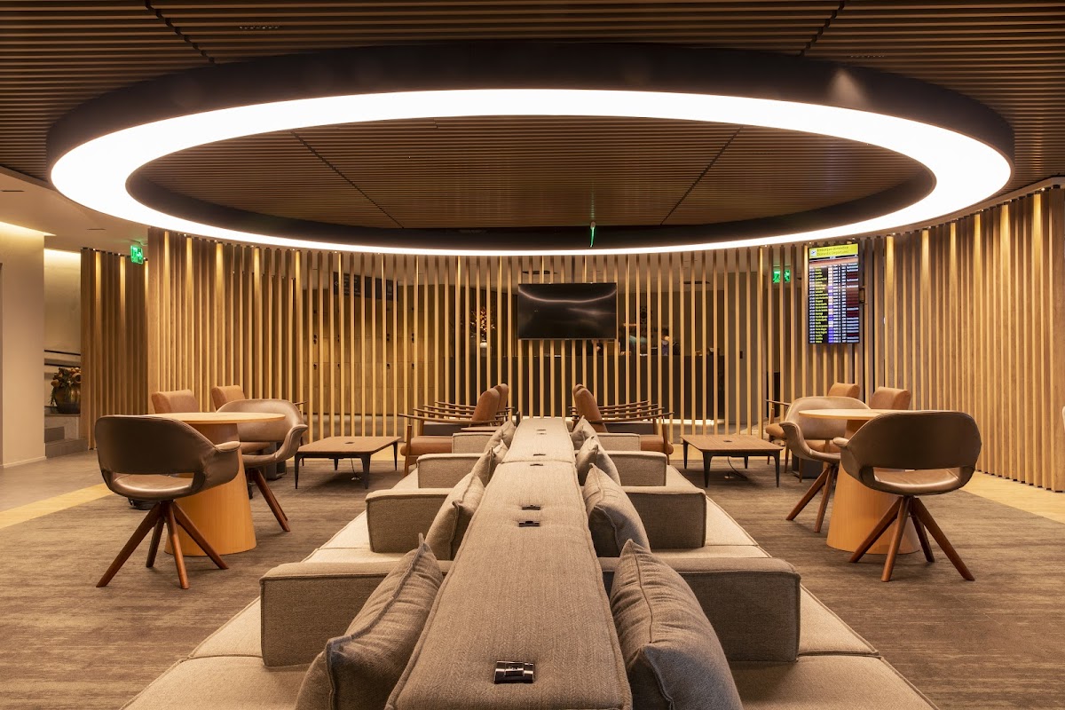 Plaza Premium Lounge (Domestic Departures, Terminal 2)