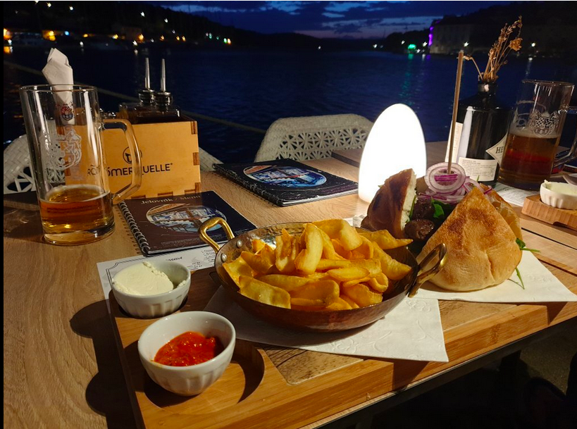 Restaurant Fjaka - Photo 7