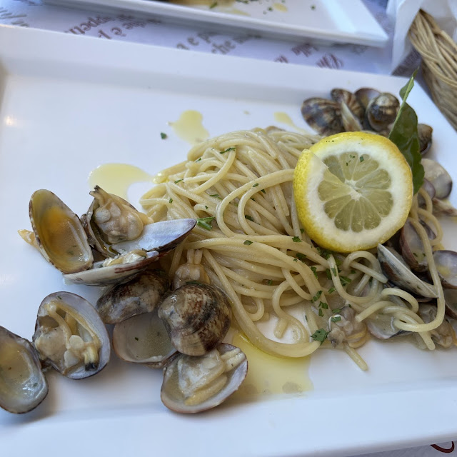 Spaghetti Vongole E Bottarga