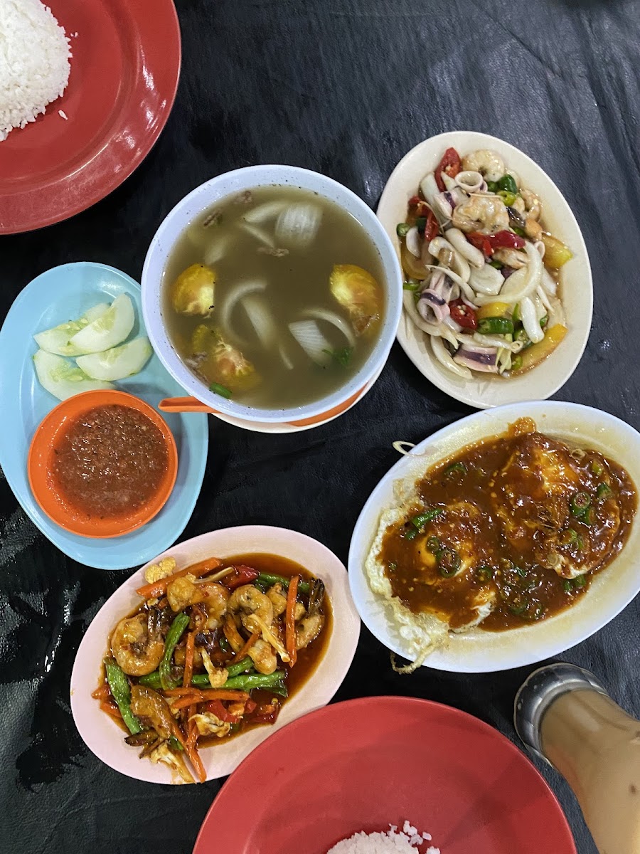 Pattani Seafood Sdn Bhd - Photo 9