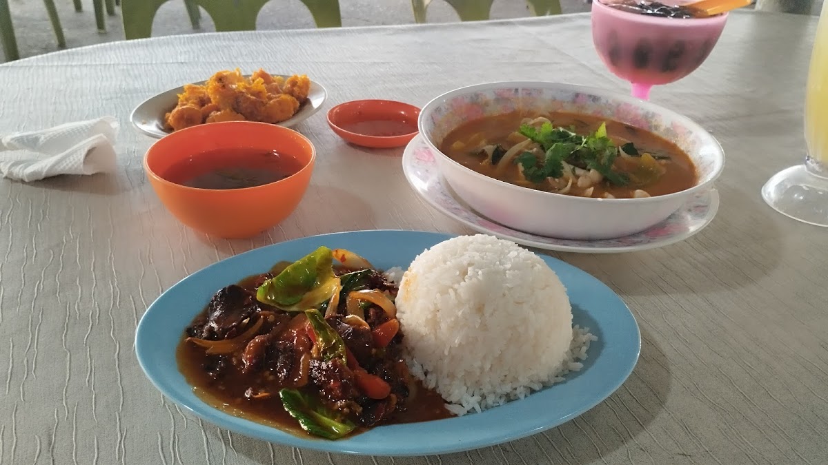 Pattani Seafood Sdn Bhd - Photo 6