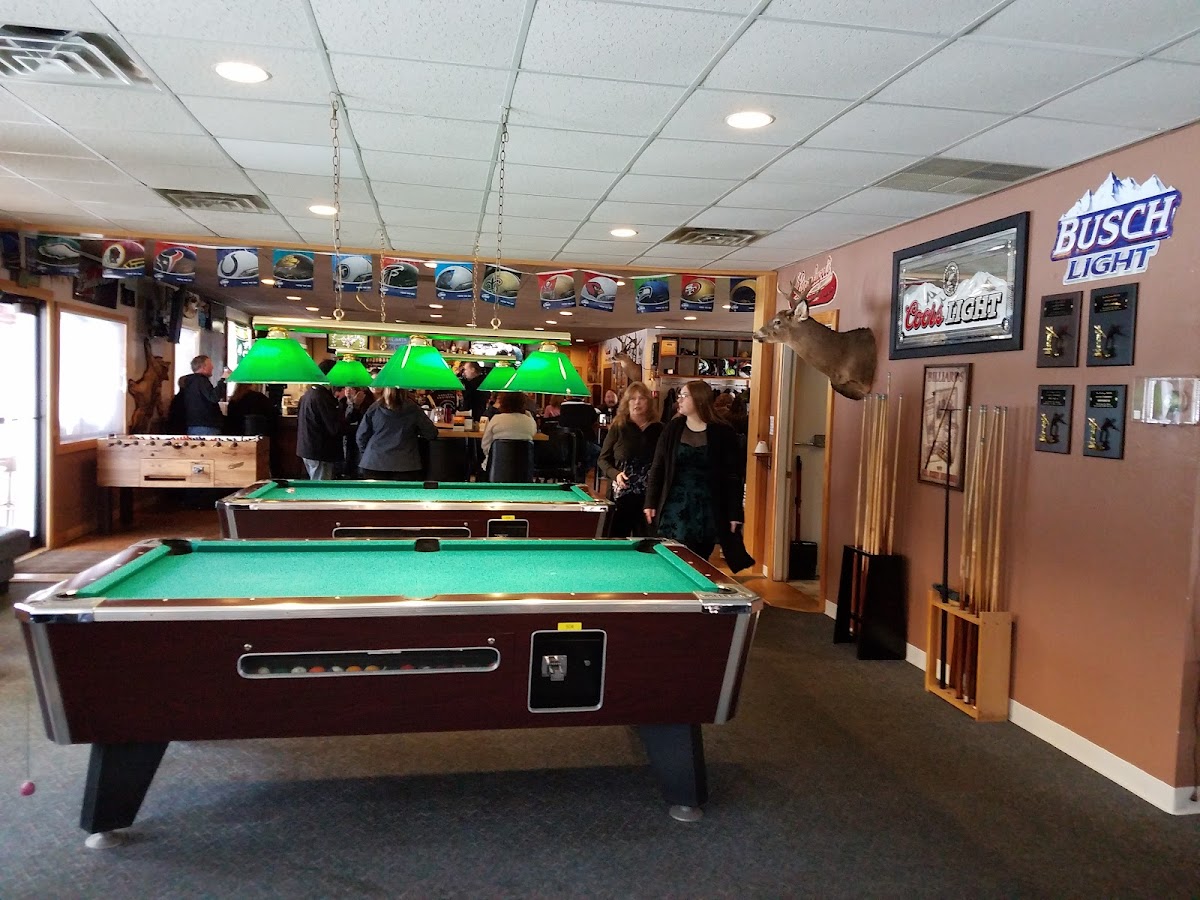 Snipe Lake Pub & Grill - Photo 1
