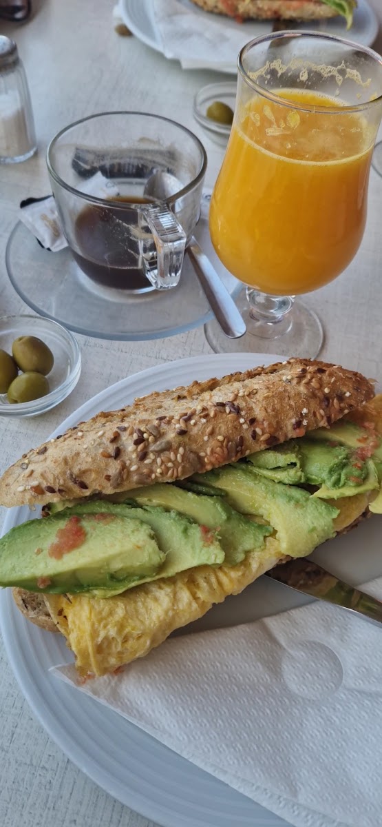 Julia's Cafè - Photo 1