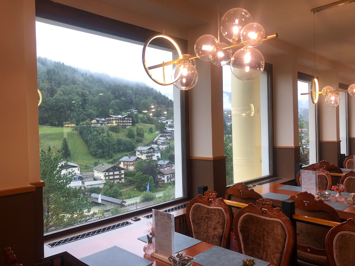 San Restaurant