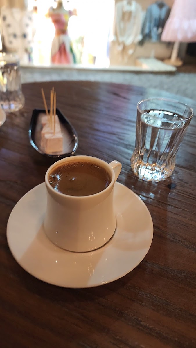 Otantik Cafe - Photo 1