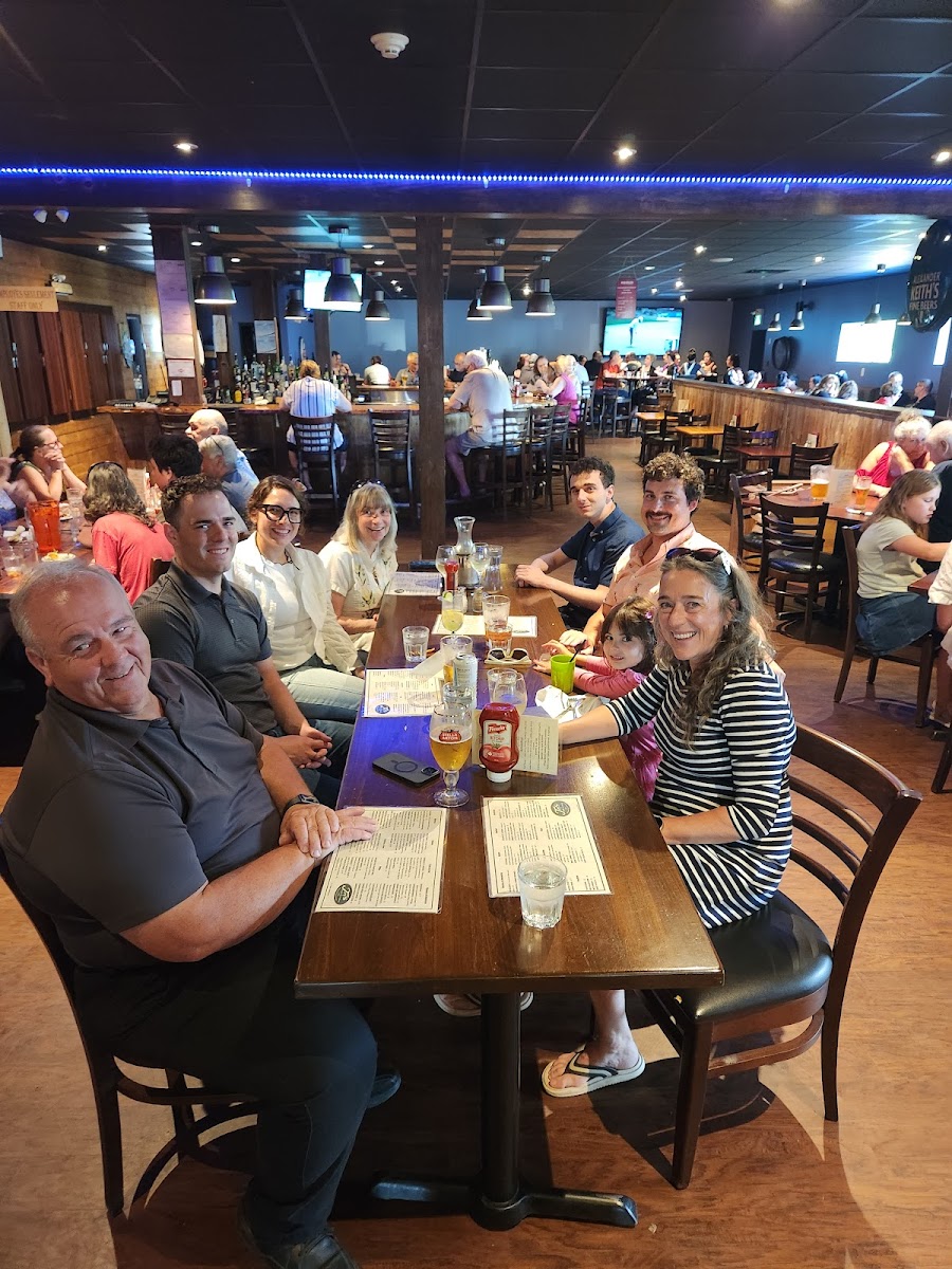 Joey's Pub