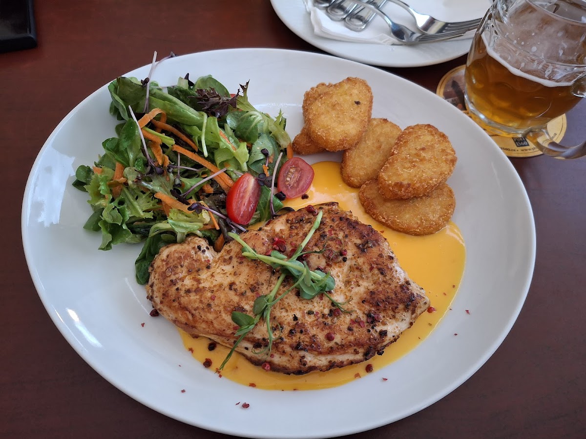 Bolero Restaurant - Photo 1