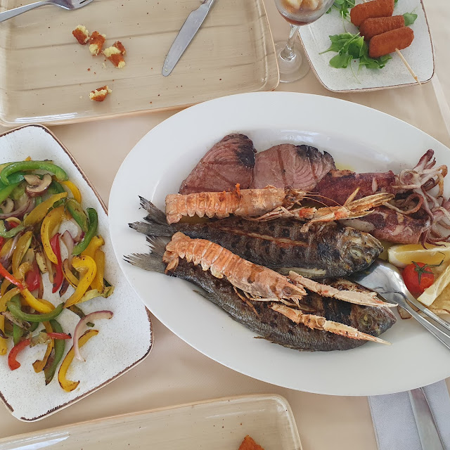 Fish Plate for 2 Persons