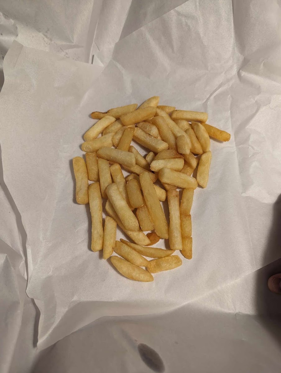 Queens Park Fish & Chips - Photo 6