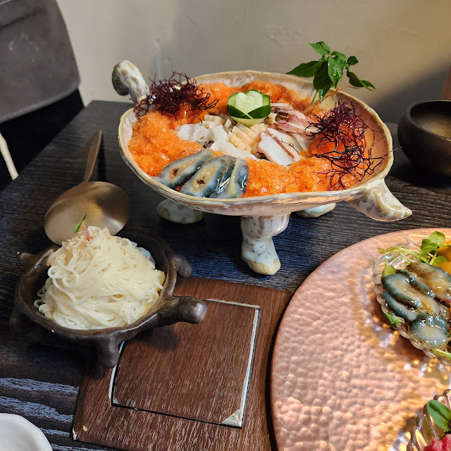 만세하는 랍스터