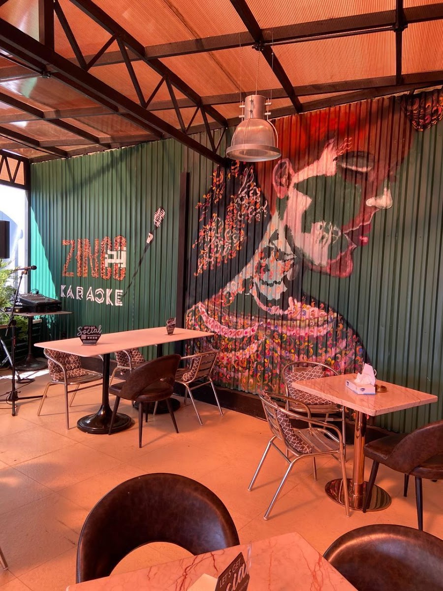 ZINCO restaurant - Photo 2
