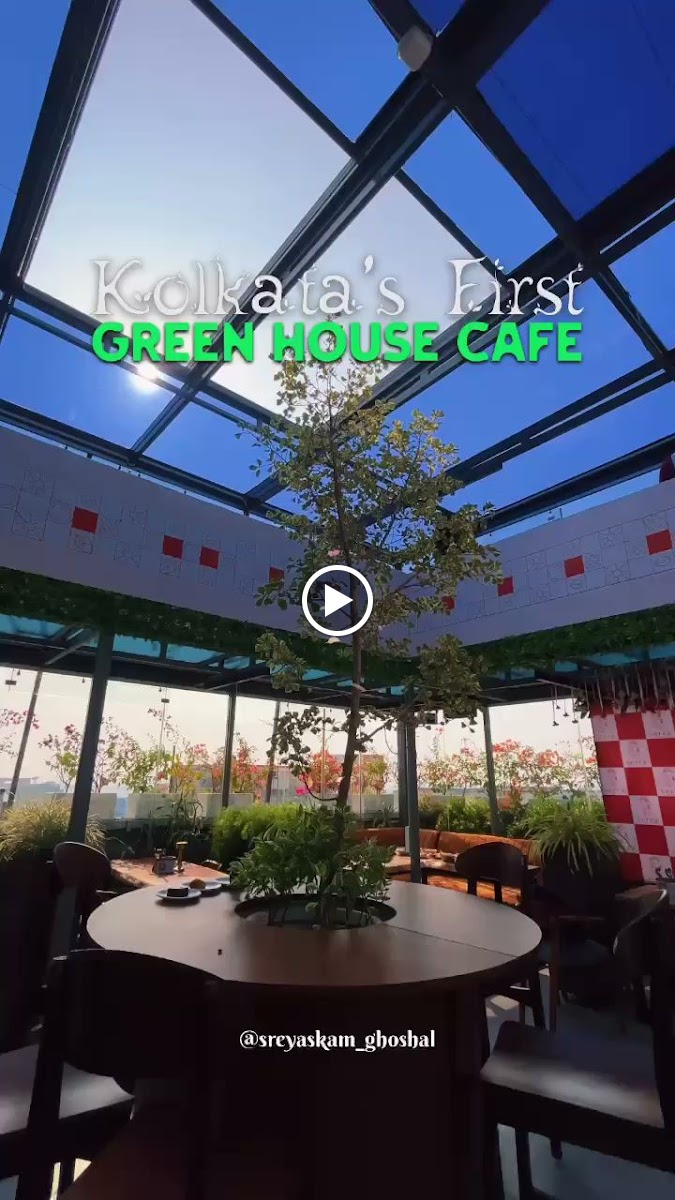 The Serra Rooftop Cafe - Photo 1