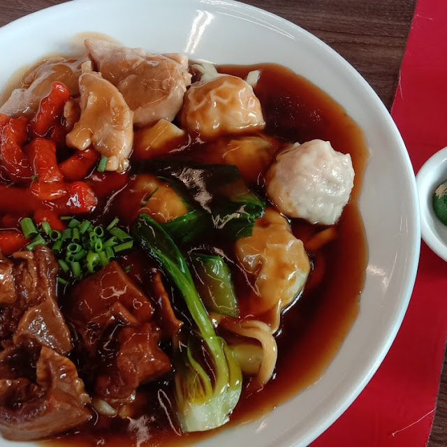 Noodle Feast