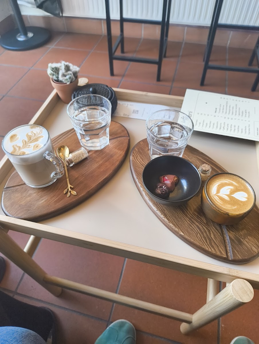 Kopi Specialty Coffee Shop - Photo 4