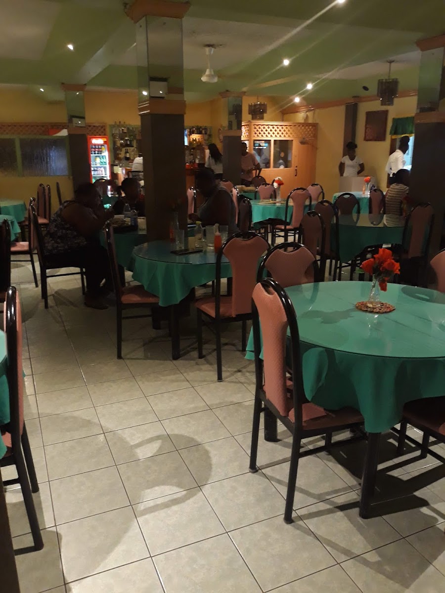 Cecil's Restaurant