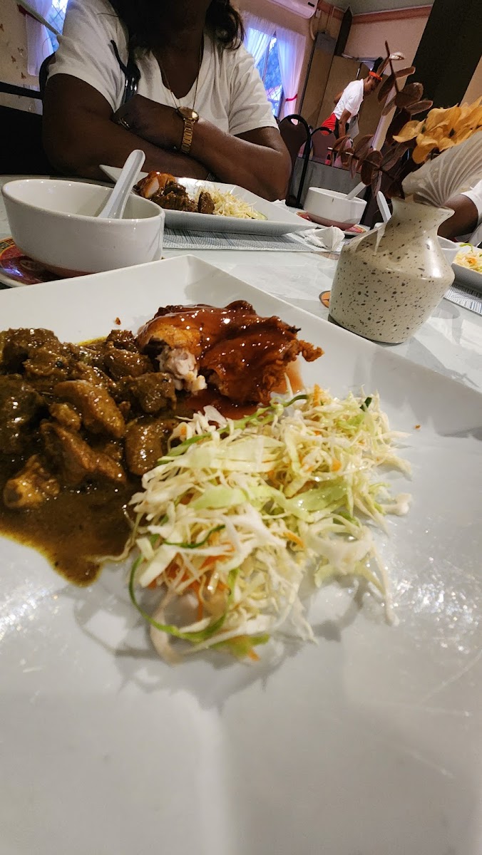 Cecil's Restaurant - Photo 3
