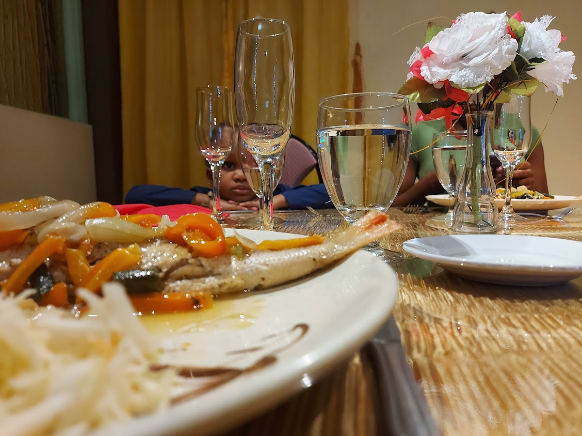 Cecil's Restaurant - Photo 8