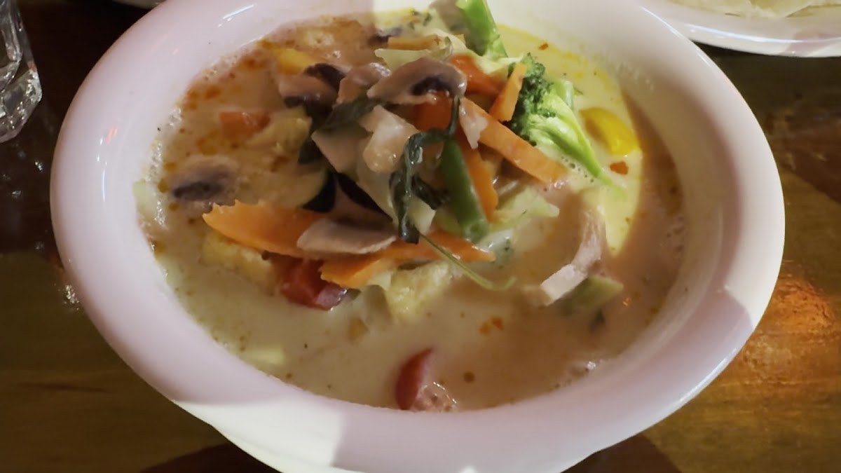 Torng Bai Thai Restaurant - Photo 1