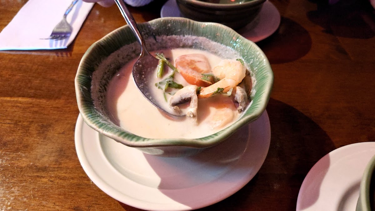 Torng Bai Thai Restaurant - Photo 3